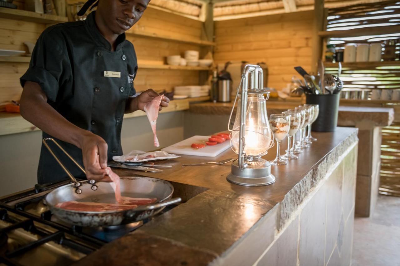 Bundox Explorer Camp Hoedspruit Buitenkant foto